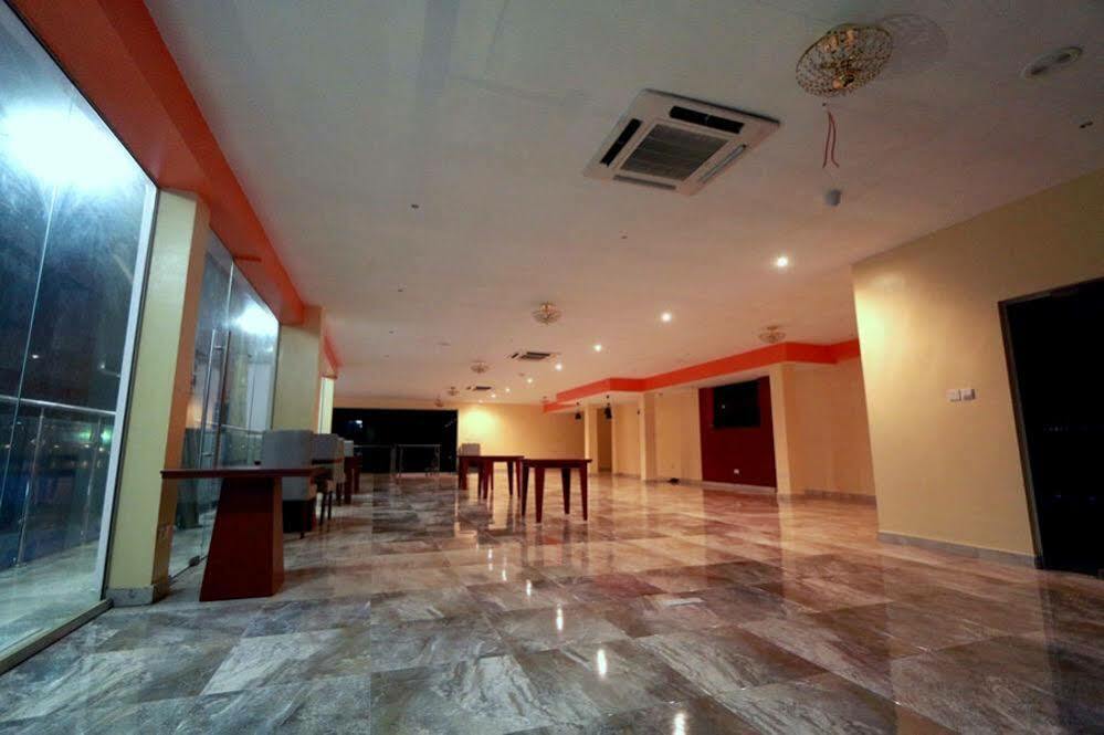 Tivoli Hotel Seafront Ikoyi Aliayabiagba Exterior foto